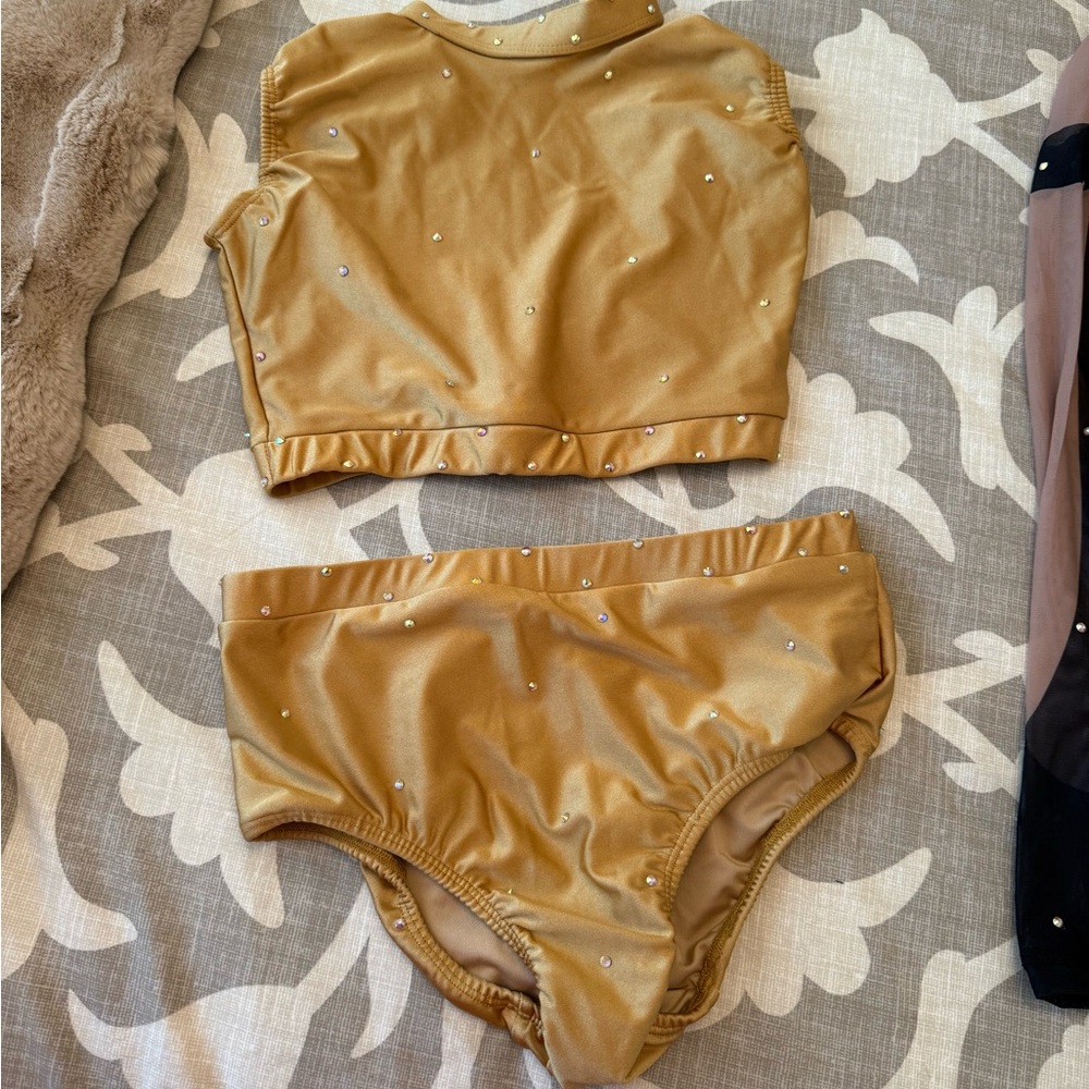 Gold Two-Piece Dance Costume adult medium